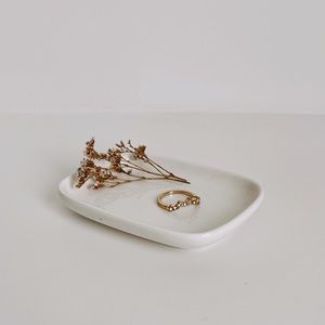 2/$20 ⊹ DAINTY PRINCESS CROWN JEWEL GOLDEN RING